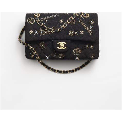 chanel caviar leather bag|Small classic handbag, Grained calfskin & gold.